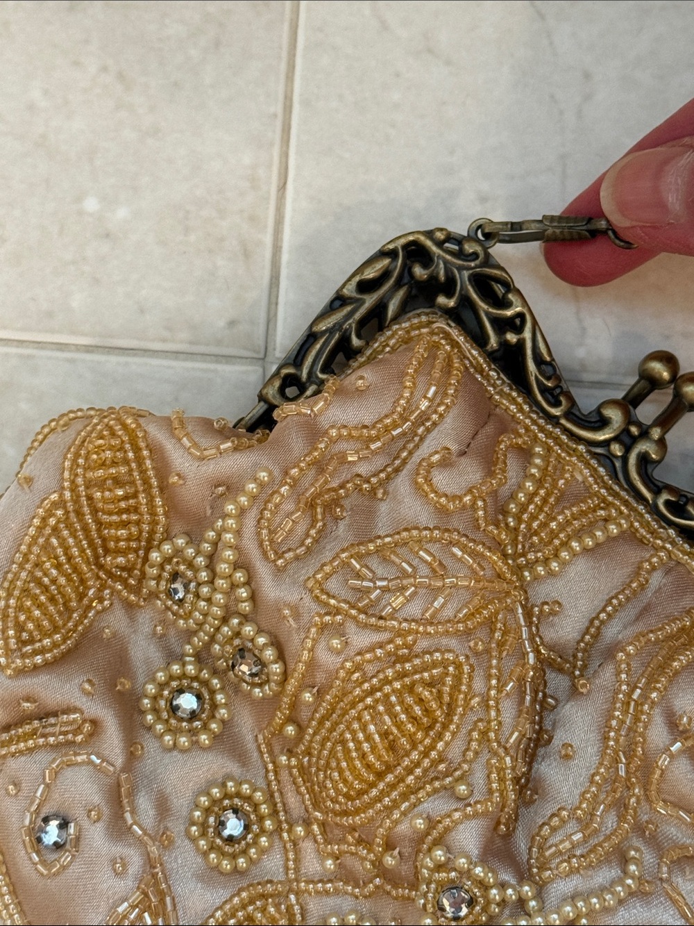 Bijoux Terner Gold Beaded Frame Clutch with Chain - Picture 2 of 6